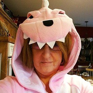 Meet your Posher, Lynette